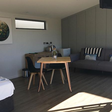 Kohimarama Beach Bed & Breakfast - Style And Privacy In Superb Location Auckland Dış mekan fotoğraf
